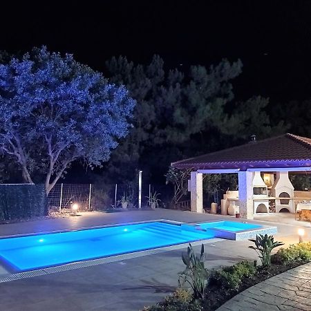 יאליסוס Fiore Di Rodi - Private Pool, Jacuzzi And Barbecue מראה חיצוני תמונה