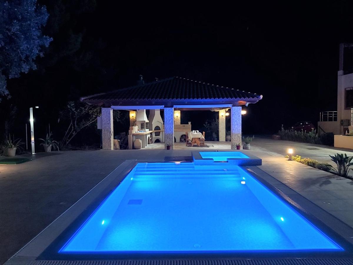 יאליסוס Fiore Di Rodi - Private Pool, Jacuzzi And Barbecue מראה חיצוני תמונה