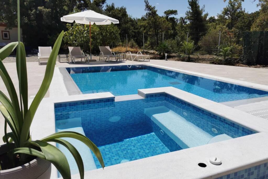 יאליסוס Fiore Di Rodi - Private Pool, Jacuzzi And Barbecue מראה חיצוני תמונה