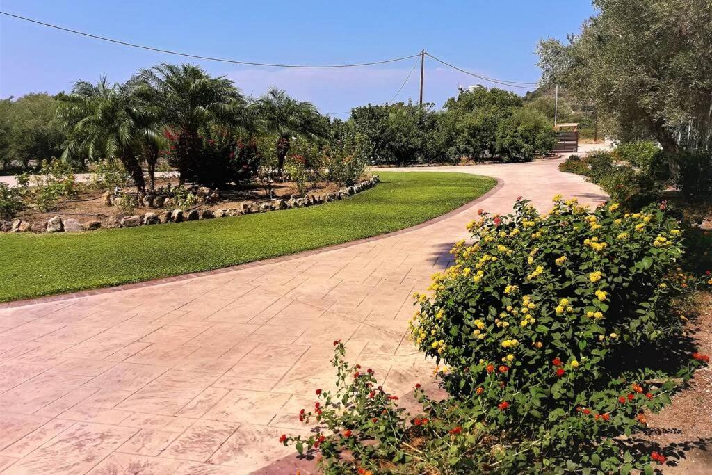יאליסוס Fiore Di Rodi - Private Pool, Jacuzzi And Barbecue מראה חיצוני תמונה